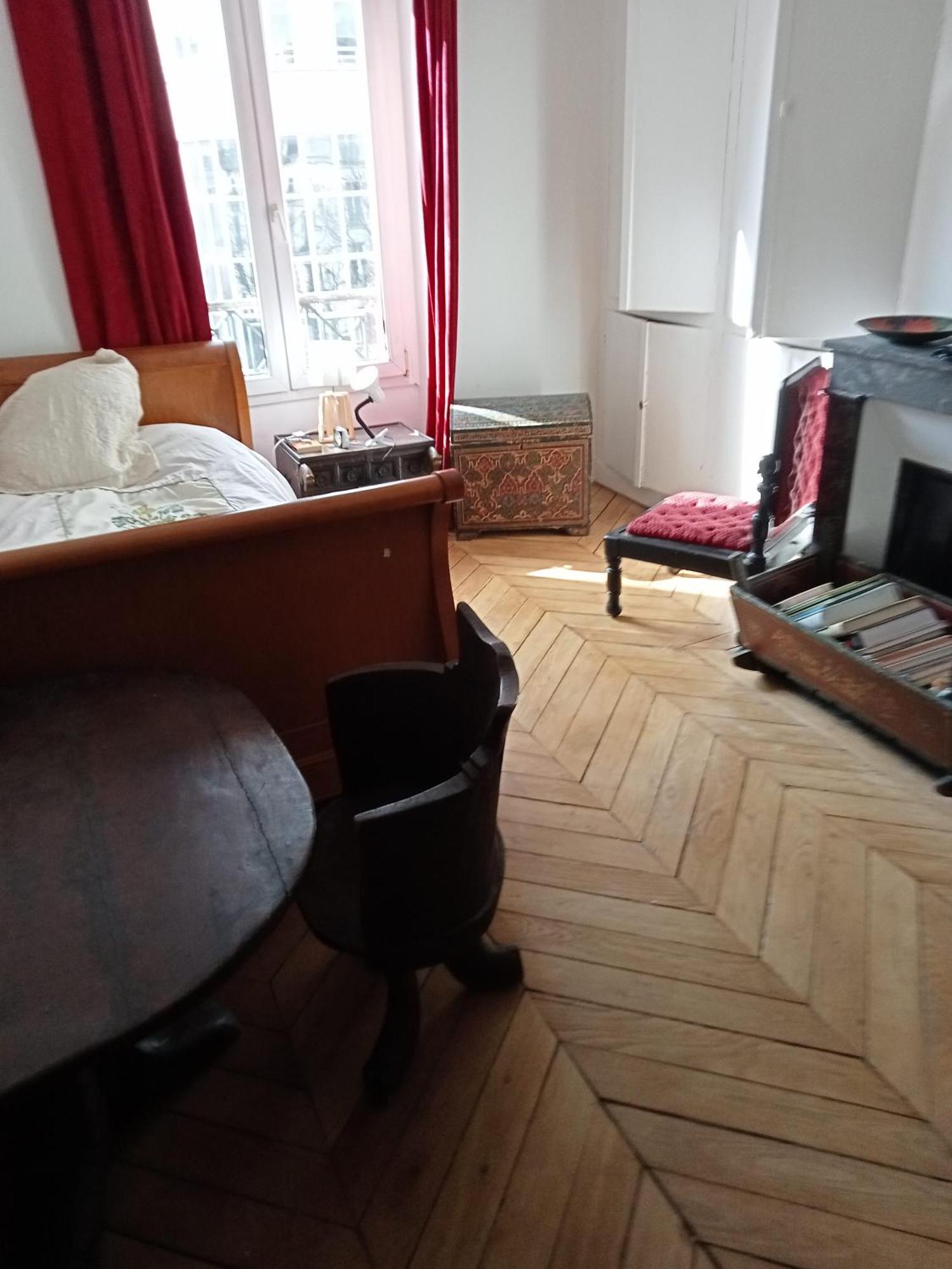 Apartment Montmartre Batignolles Paris
