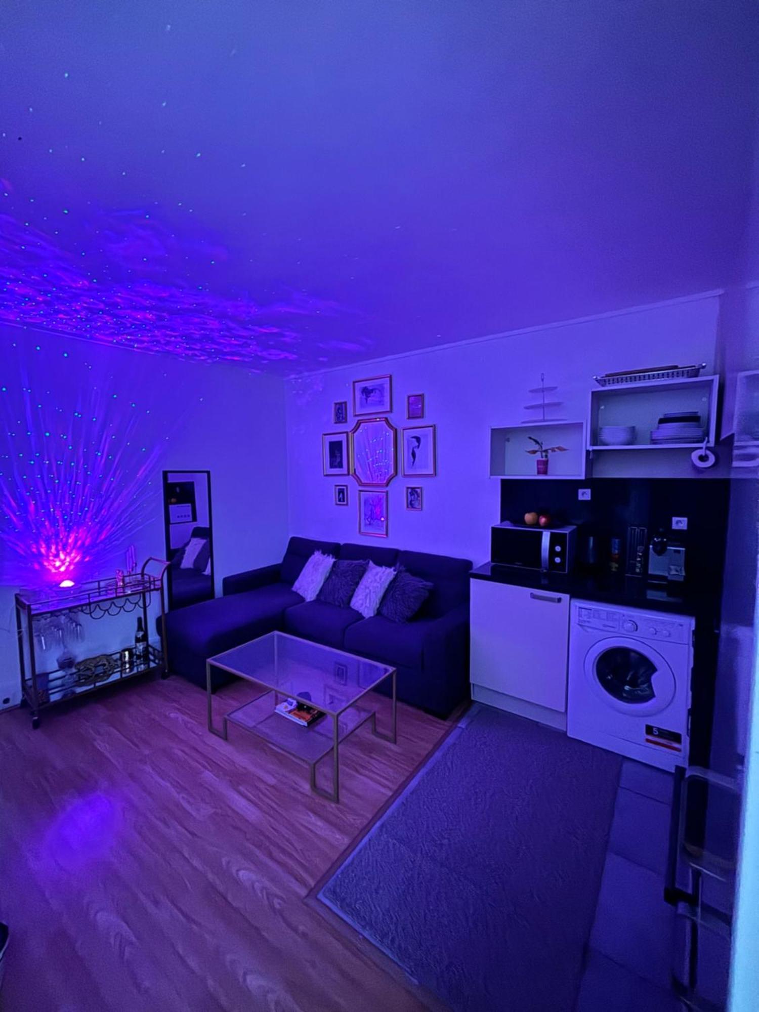 Apartment Et Cozy Au Centre De Montmartre Paris