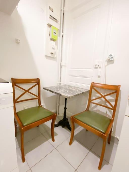 Apartment Artist At Tour Eiffel