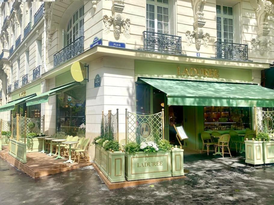 Apartment Artist At Tour Eiffel Paris