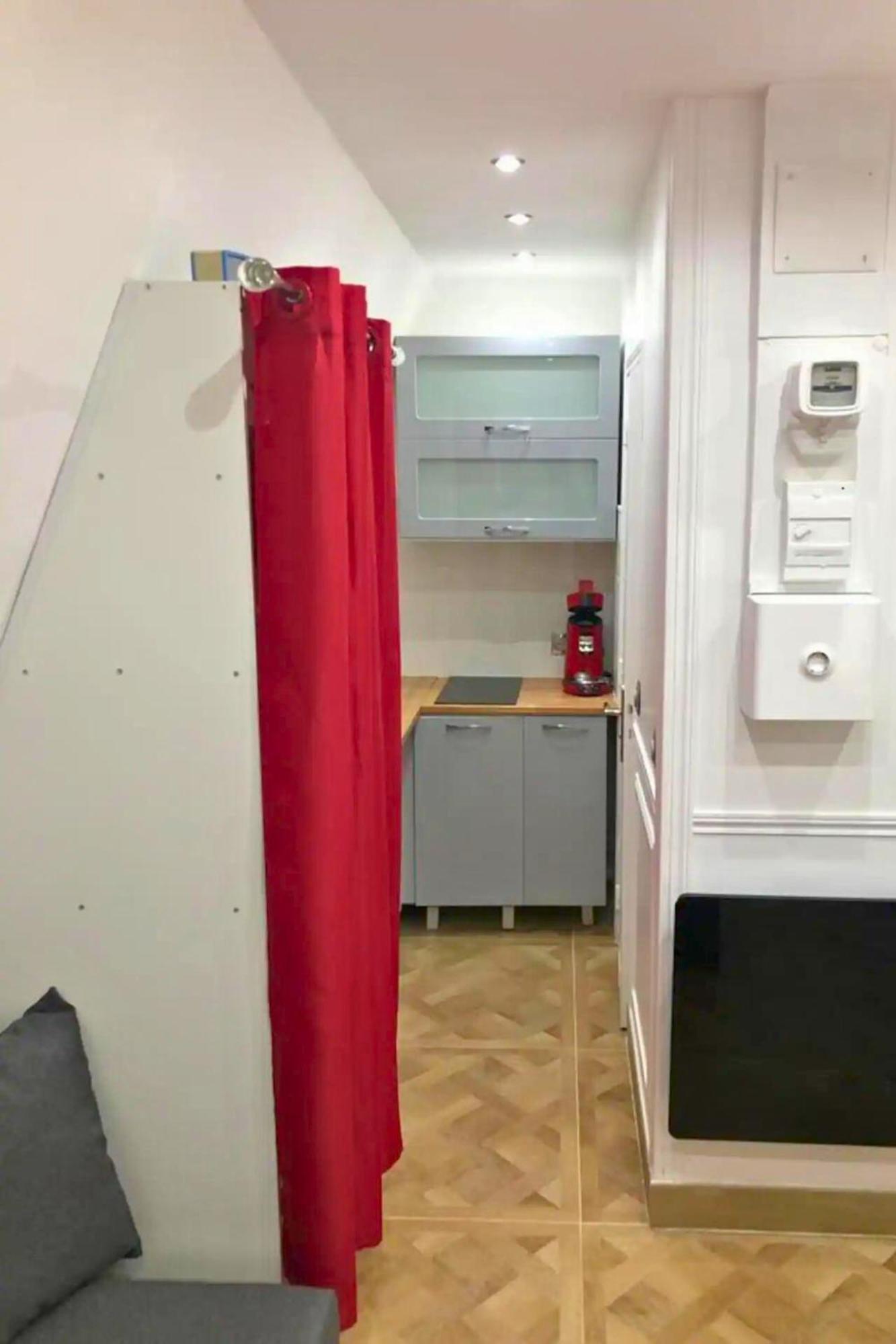 Apartment Pretty Flat In Paris