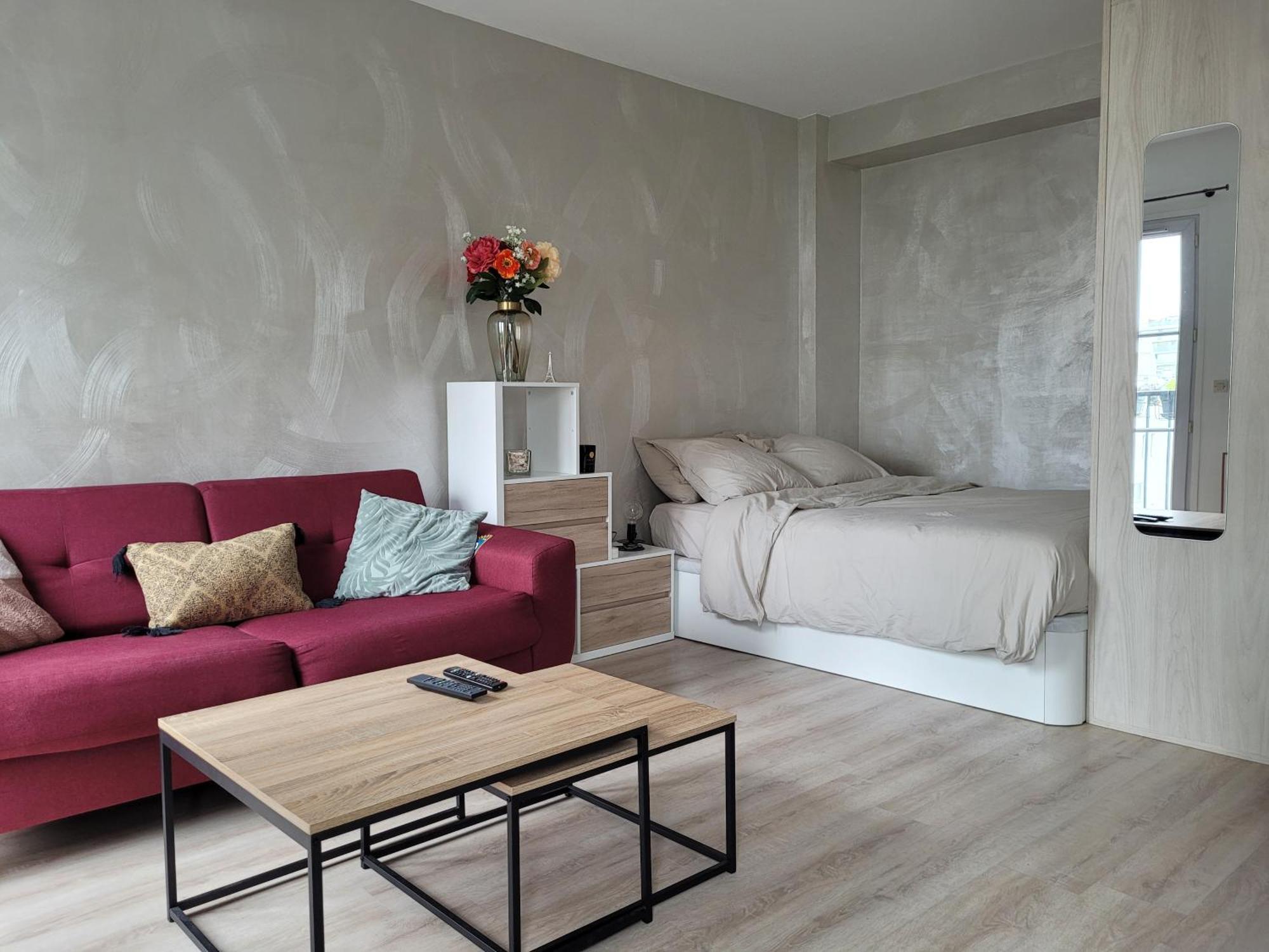 Studio Lumineux Avec Balcon Apartment *