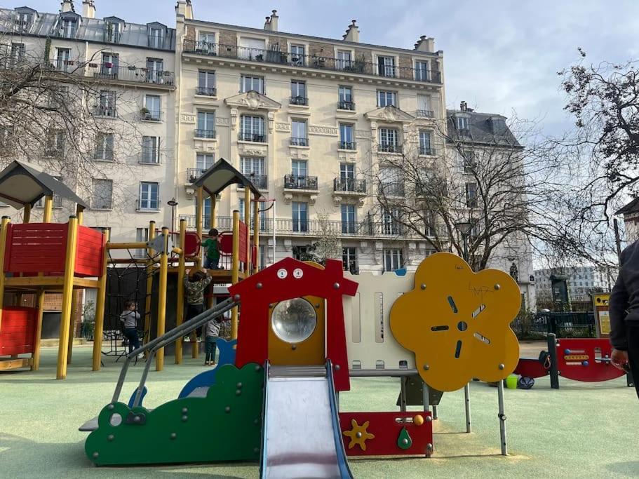 Apartment Charme Hausmanien Vue Parc 4 Famille Metro 6 Paris