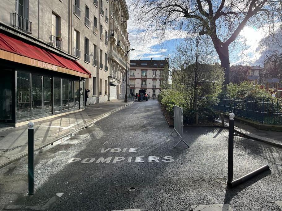 Apartamento Charme Hausmanien Vue Parc 4 Famille Metro 6 Paris