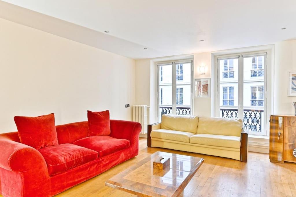 Grand Prestigieux Et A * Paris
