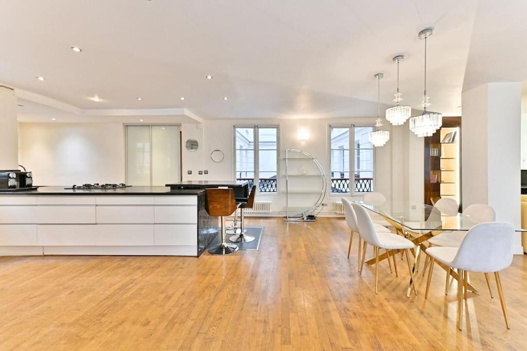 Apartment Grand Prestigieux Et A *
