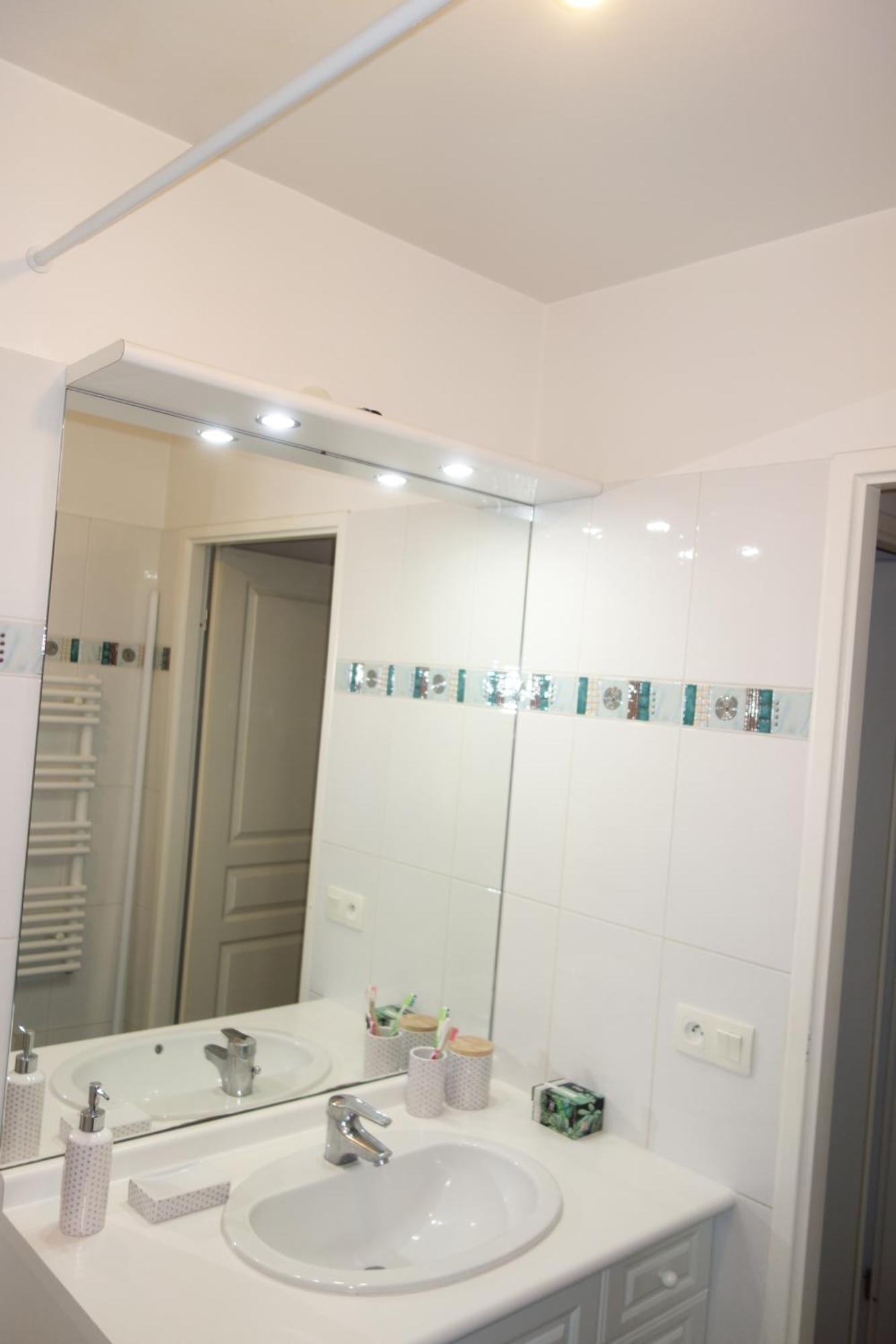 Parisien Tout Confort Apartamento *