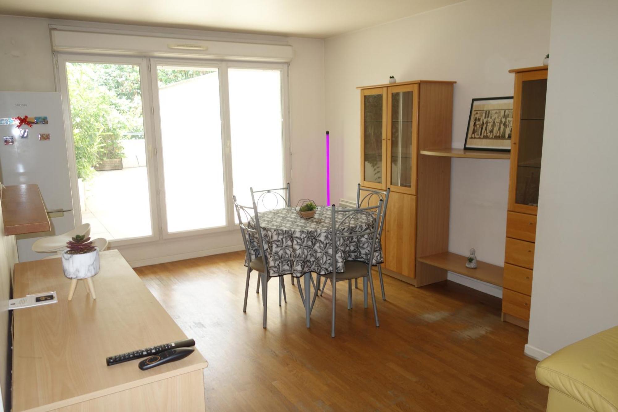 Parisien Tout Confort Apartamento