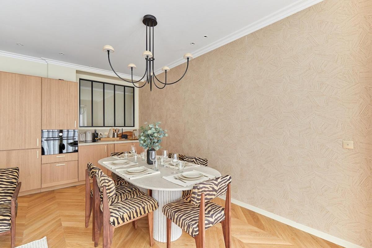 Incredible Ac 3 Bedrooms Center Of By Prestige Apartment