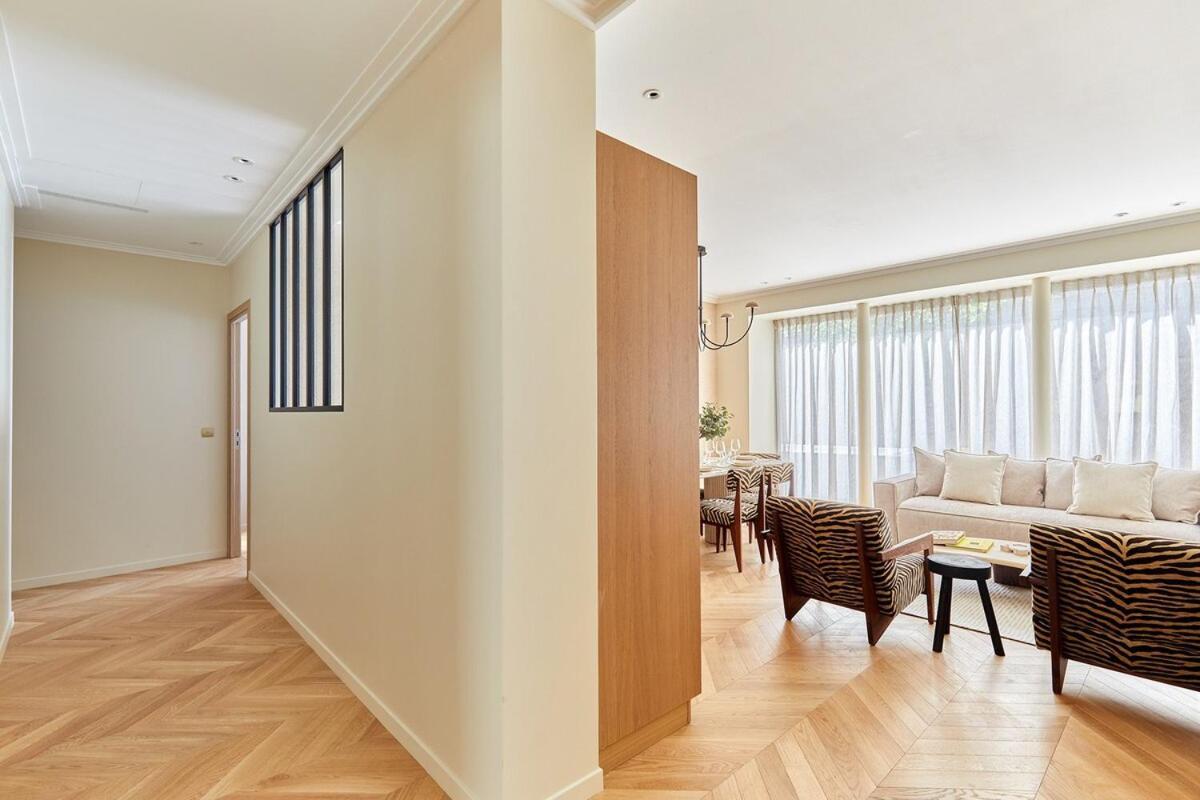 Incredible Ac 3 Bedrooms Center Of By Prestige Apartment