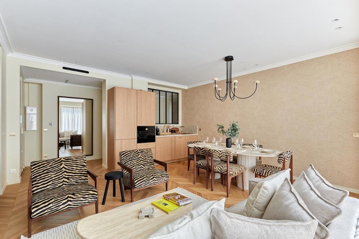 Incredible Ac 3 Bedrooms Center Of By Prestige Apartment *