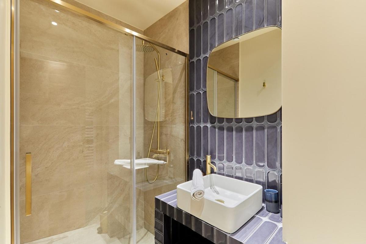 Incredible Ac 3 Bedrooms Center Of By Prestige *