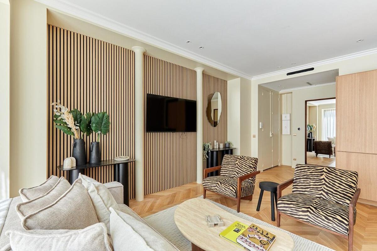 Incredible Ac 3 Bedrooms Center Of By Prestige Paris