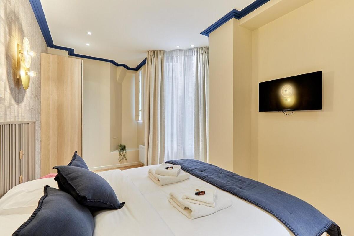 Incredible Ac 3 Bedrooms Center Of By Prestige Apartment *