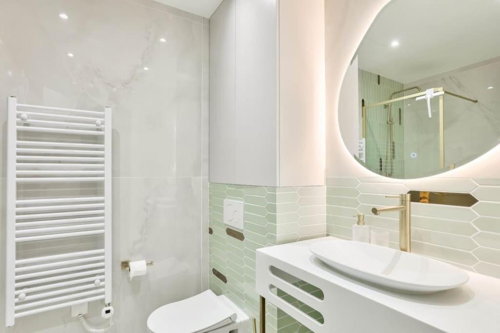 Terrace Getaway - Le Marais - With Ac Appartement