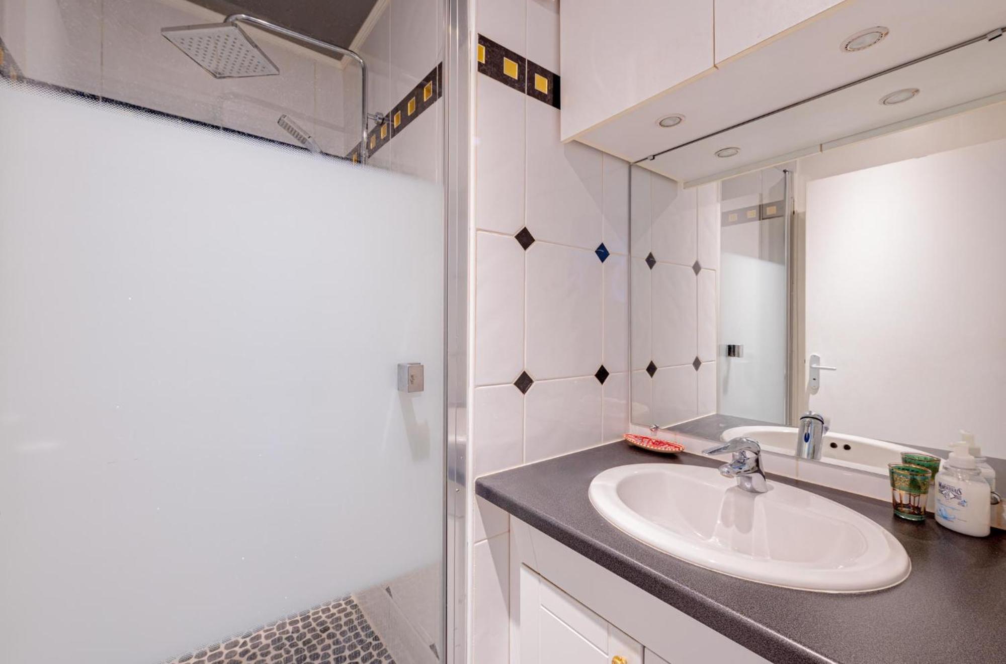 New - 3 Bedroom Flat With Eiffel Tower View Apartamento Paris