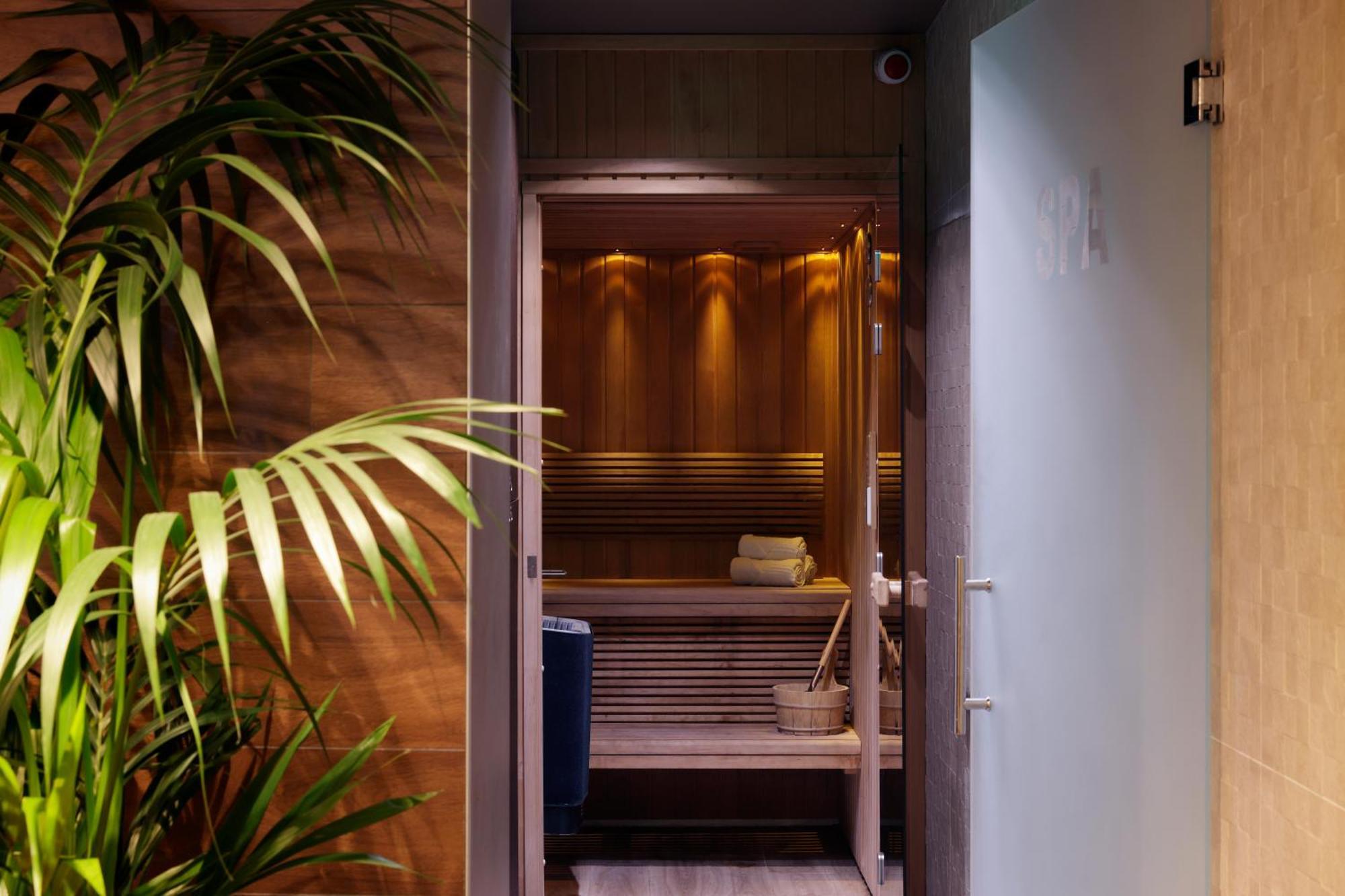 Hotel Eden 4*