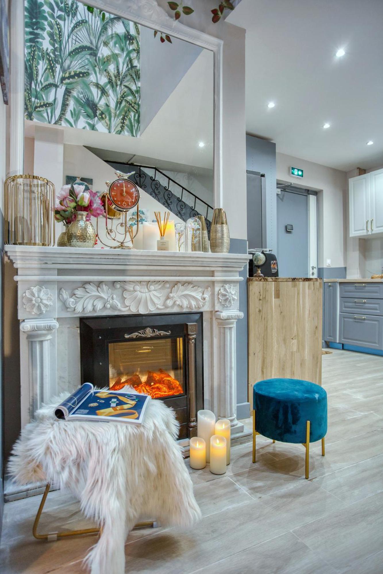 Elegant Triplex In - Ideal For 10 - Aircon Apartment *
