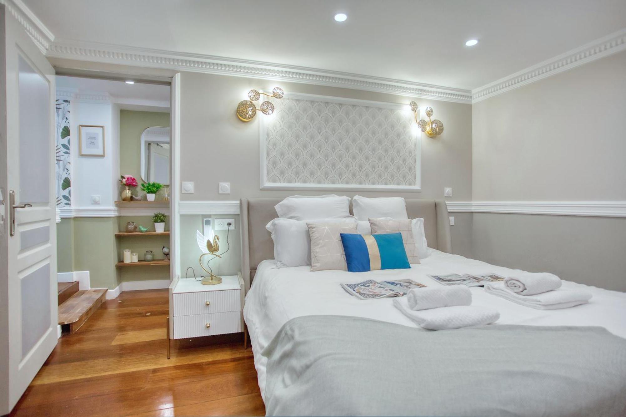 Elegant Triplex In - Ideal For 10 - Aircon Apartment Paris