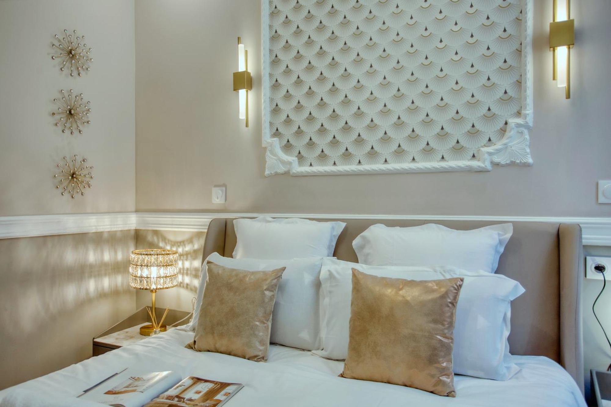 Elegant Triplex In - Ideal For 10 - Aircon *