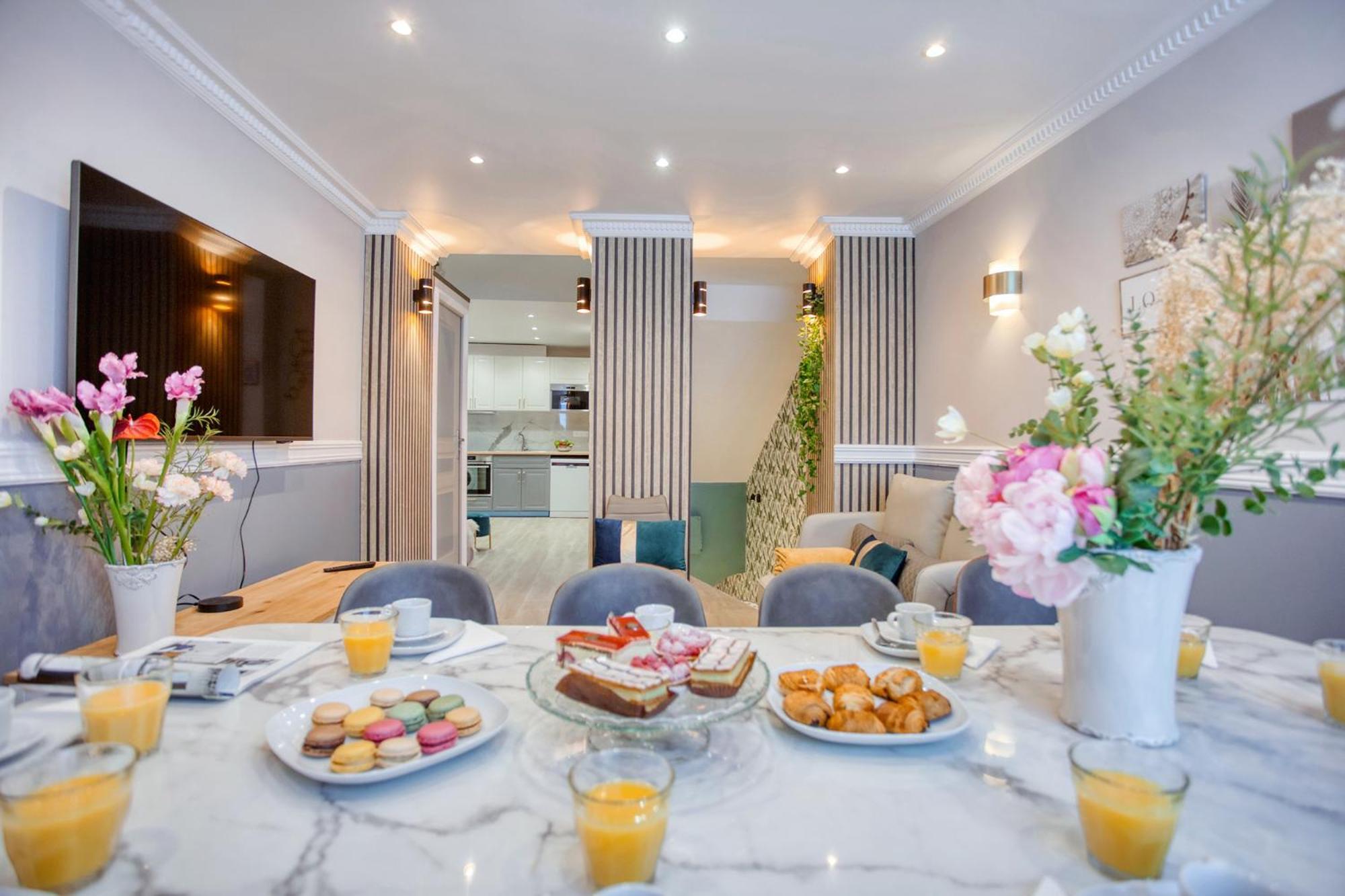 Apartment Elegant Triplex In - Ideal For 10 - Aircon Paris