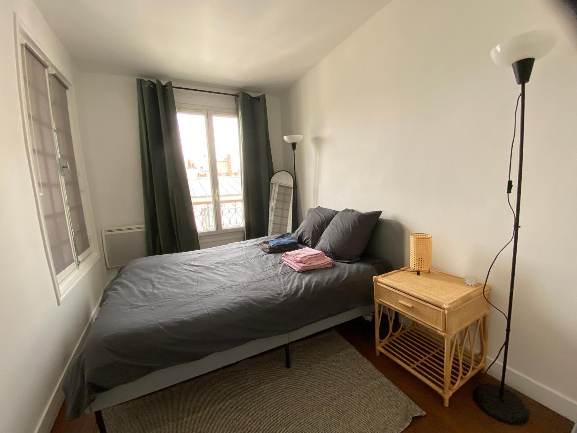 Batignolles Toits De Apartment