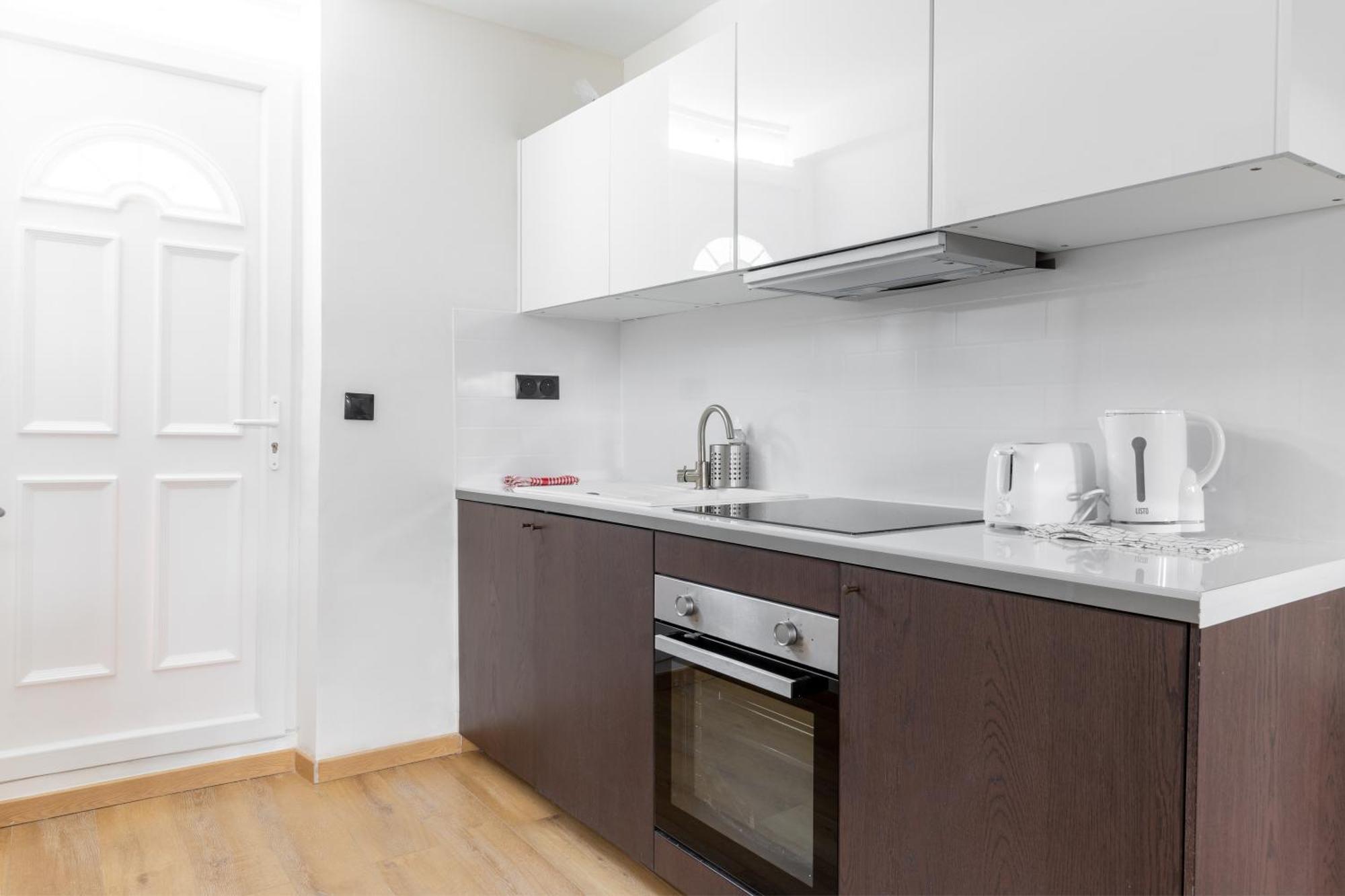 Batignolles Truffaut Charming 4p-1br Apartment *