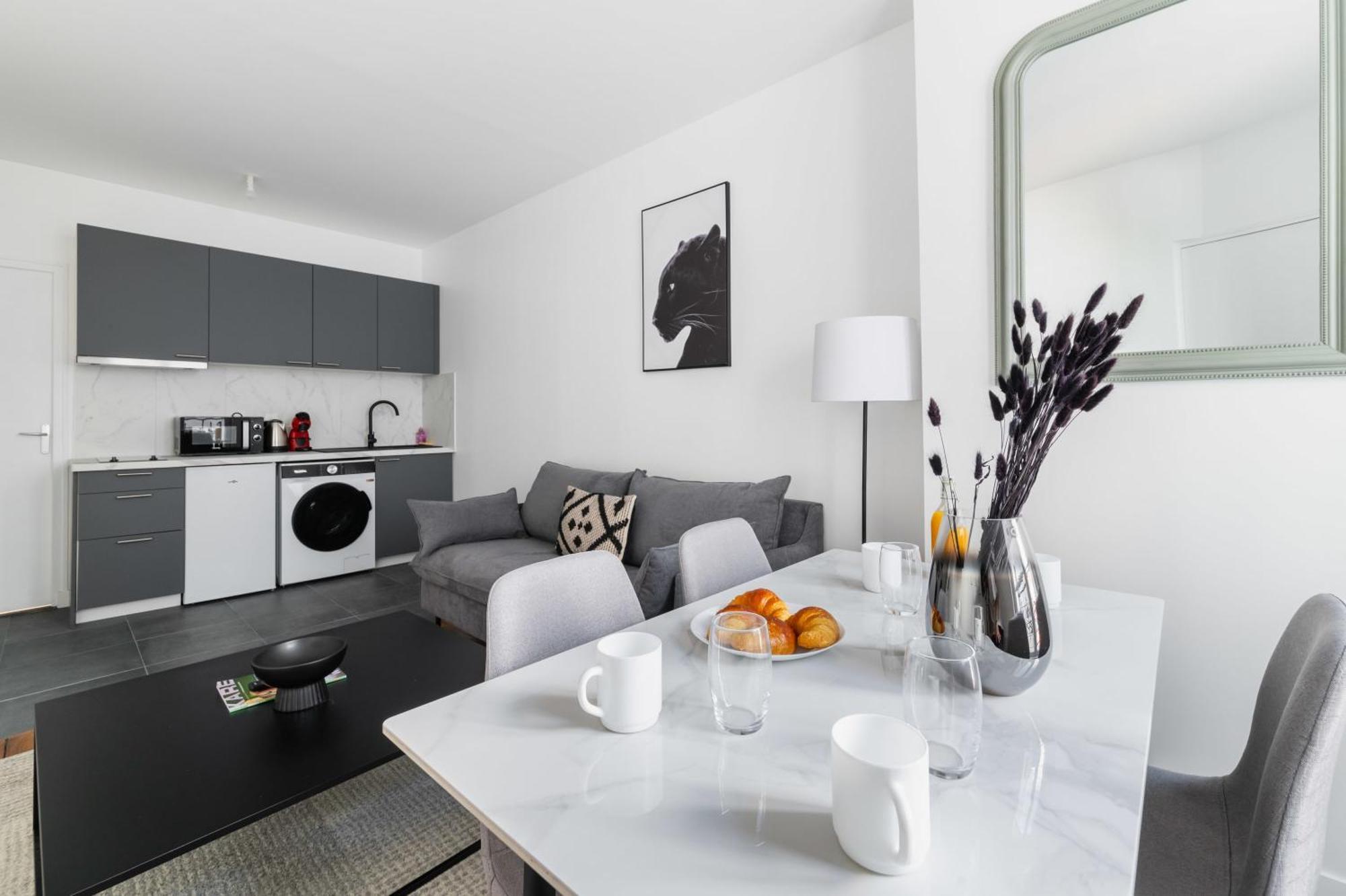 Appartement 2 Pieces Refait Neuf Metro Jaures - 19 - 4p - Flat-guest Paris