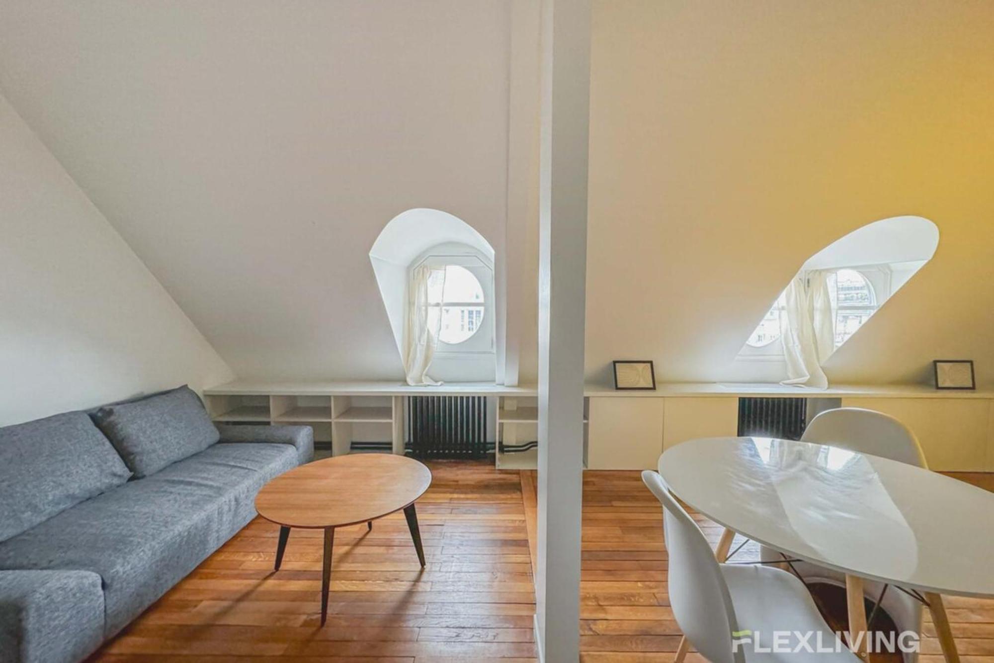 Apartment Flexliving - Onebedroom - Malesherbes - Eiffel Tower View Paris