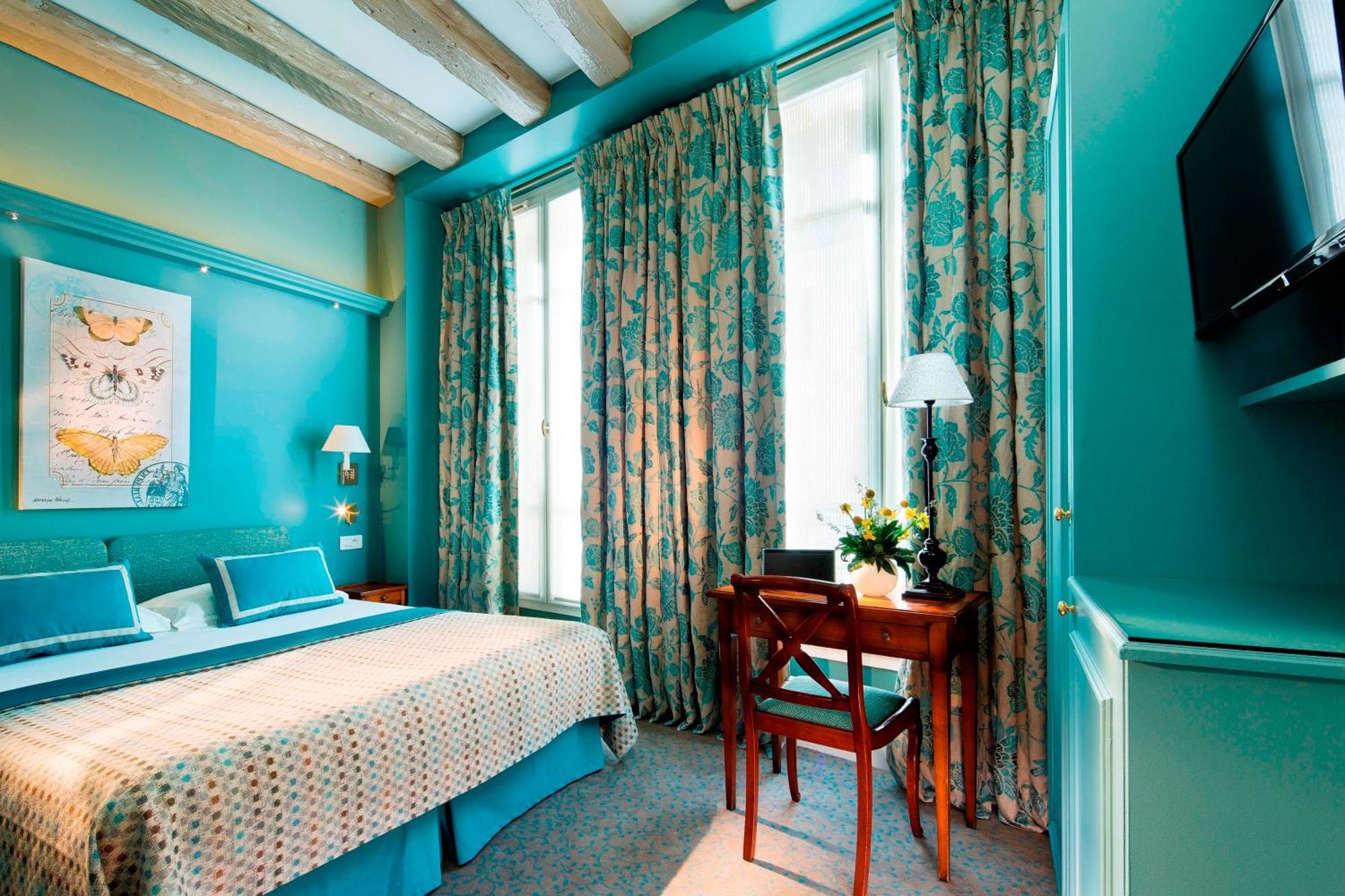 Le Relais Saint Honoré Hotel