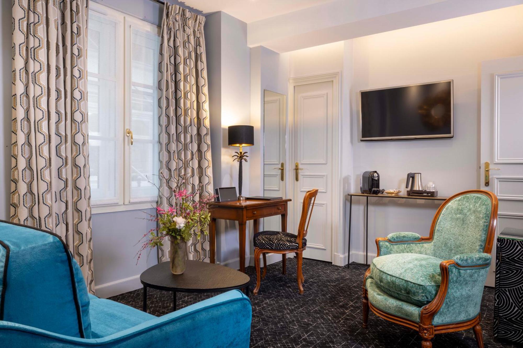 Hotel Le Relais Saint Honoré Paris
