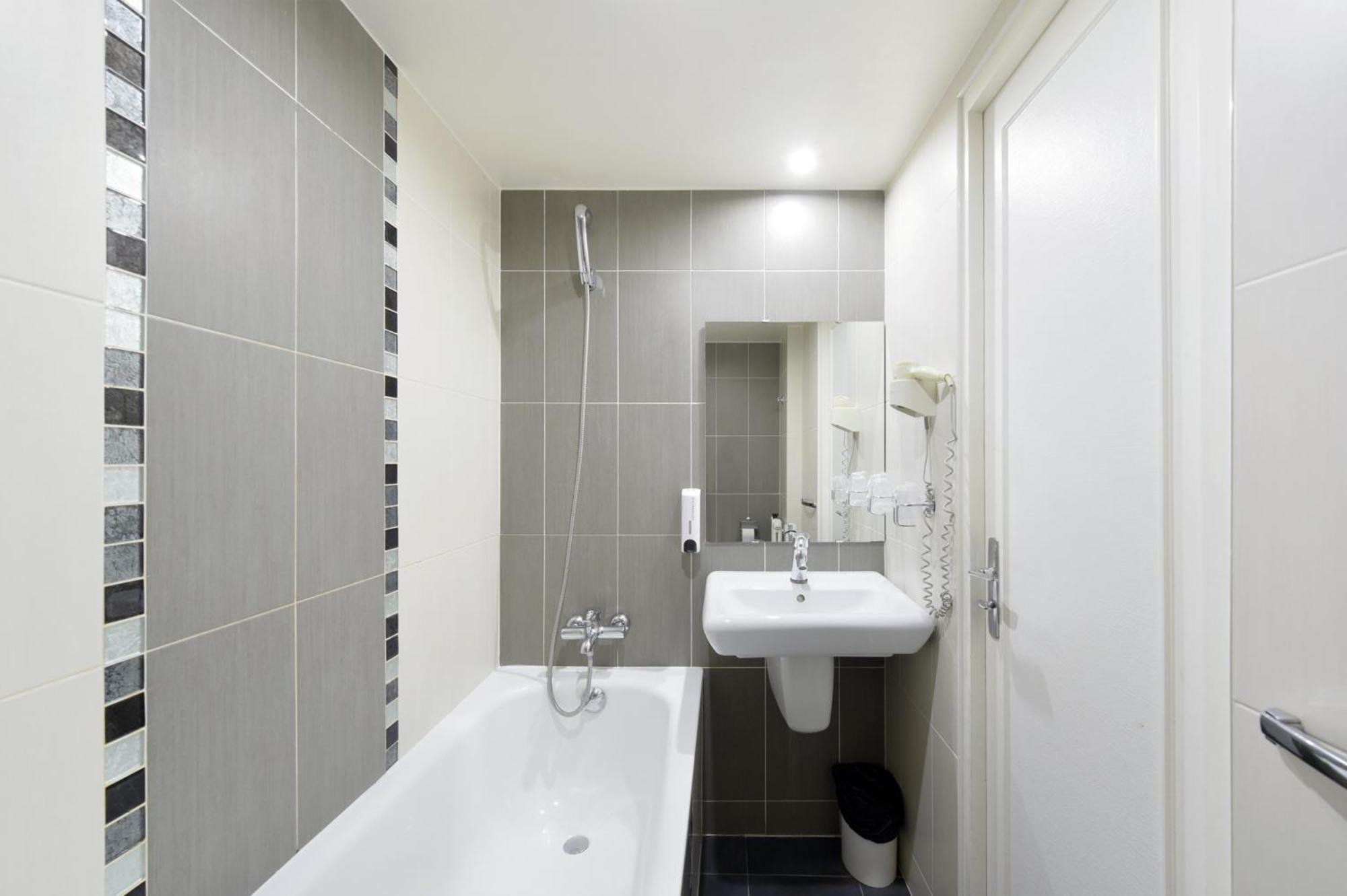 Hotel New Gare Du Nord 2*