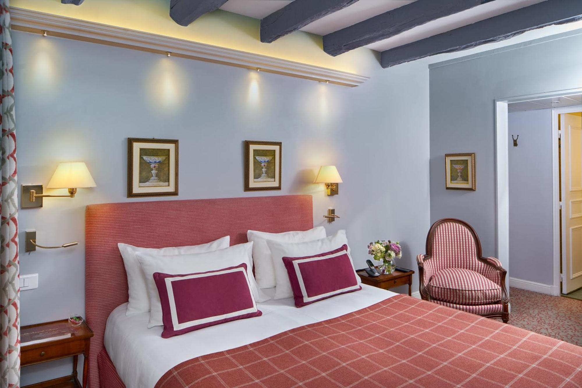 Le Relais Montmartre 4* Paris
