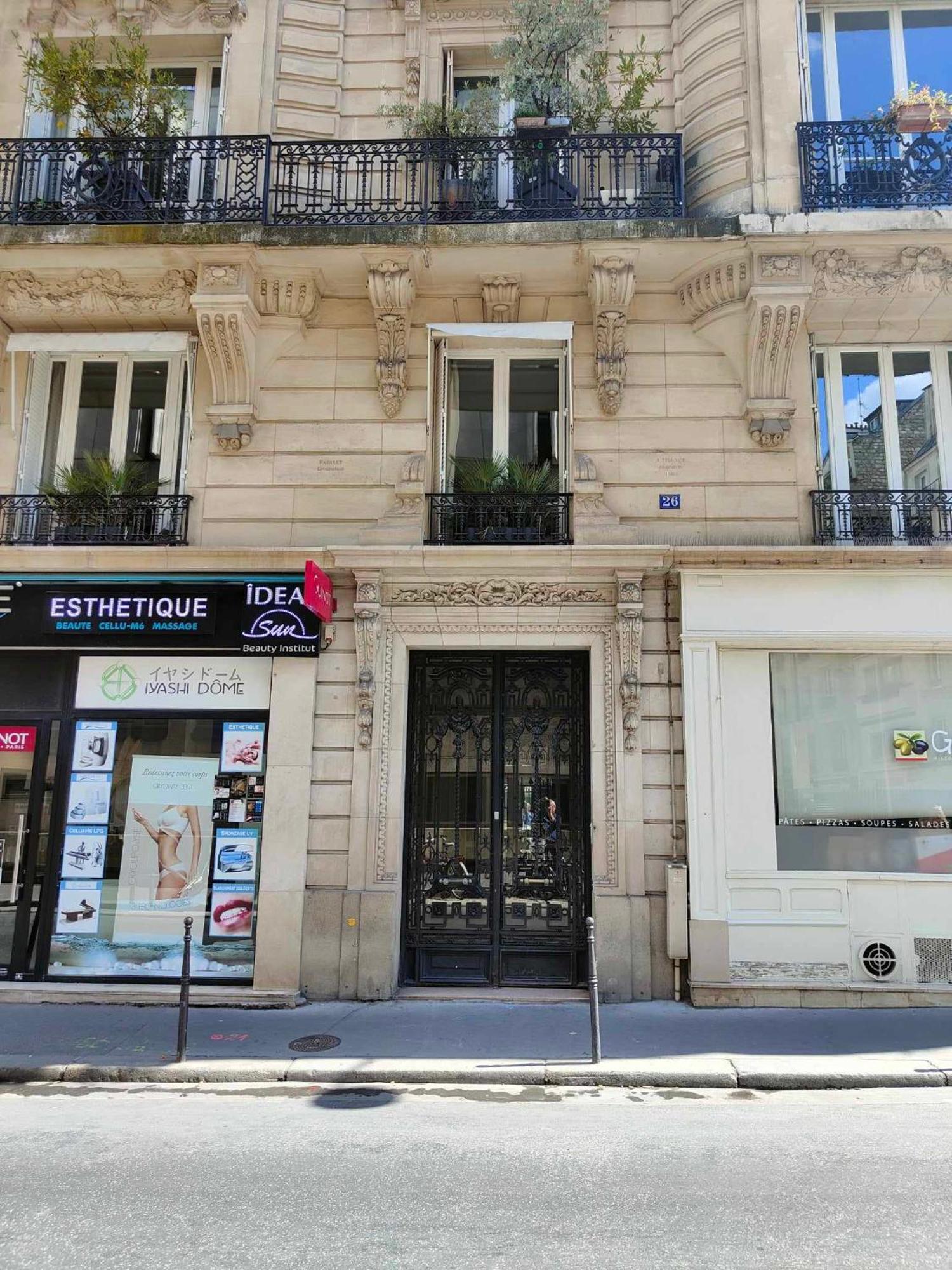 Apartment Cosy 17e Arc De Triomphe Et Champs Elysees Paris
