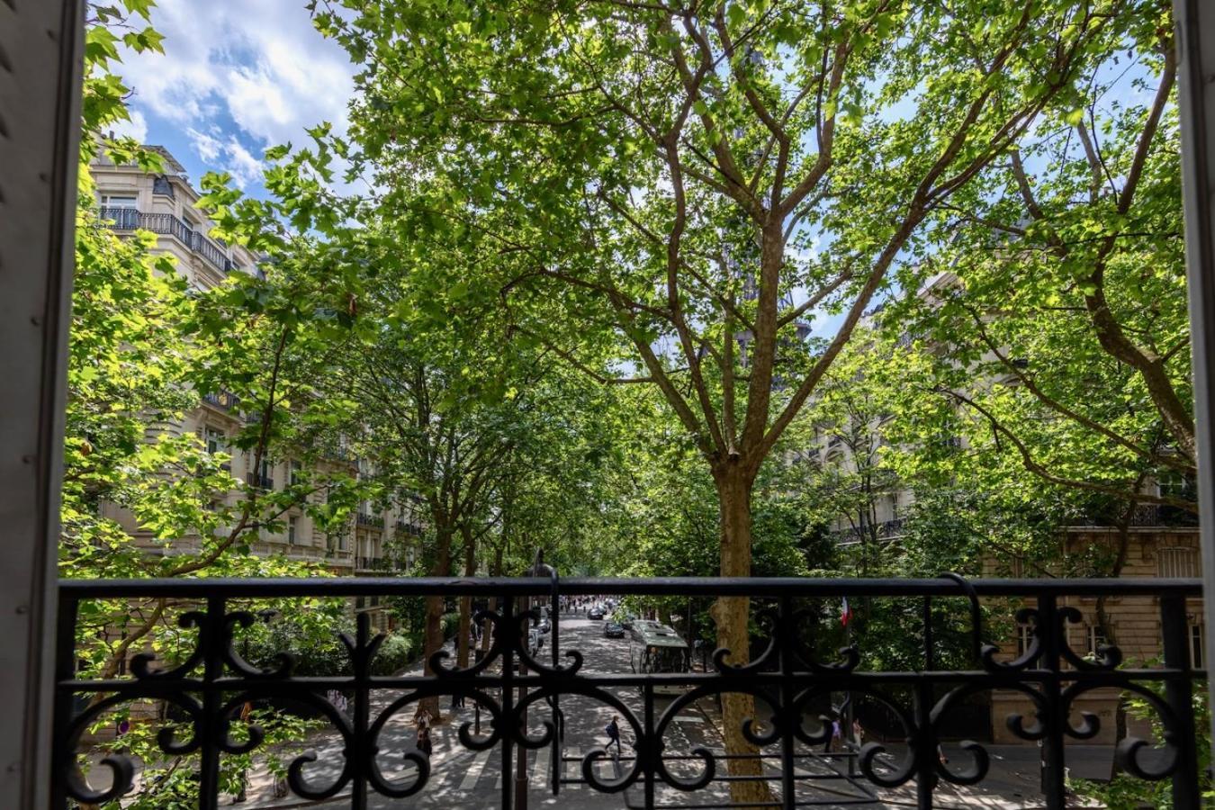 Appartement Charming French Style With Eiffel Tower View Prime Location Near Attractions *
