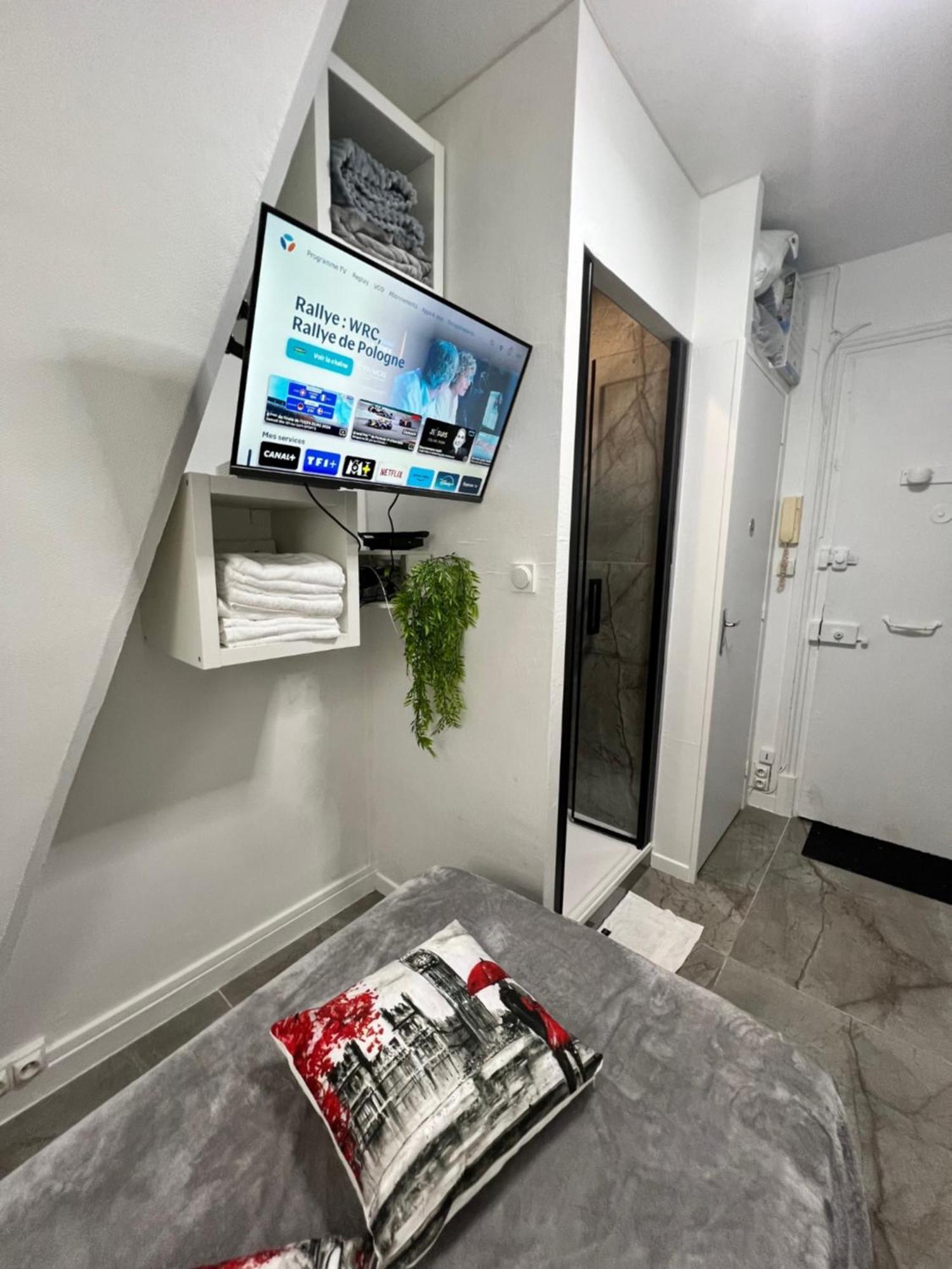 Bastille Bercy Gare De Lyon Climatisee 9m2 Ideal 1 Pers ,max 2 Pers *