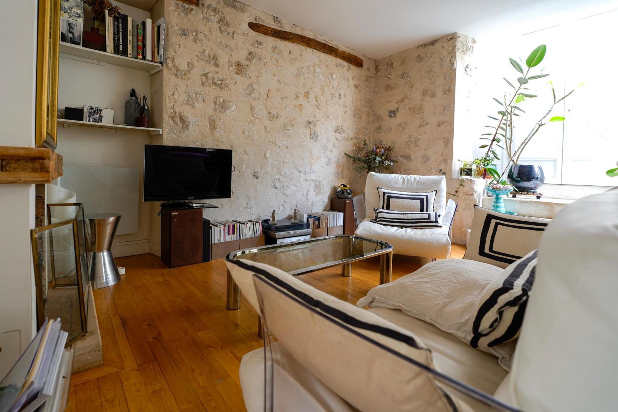 Chic With Private Terrace Apartment *