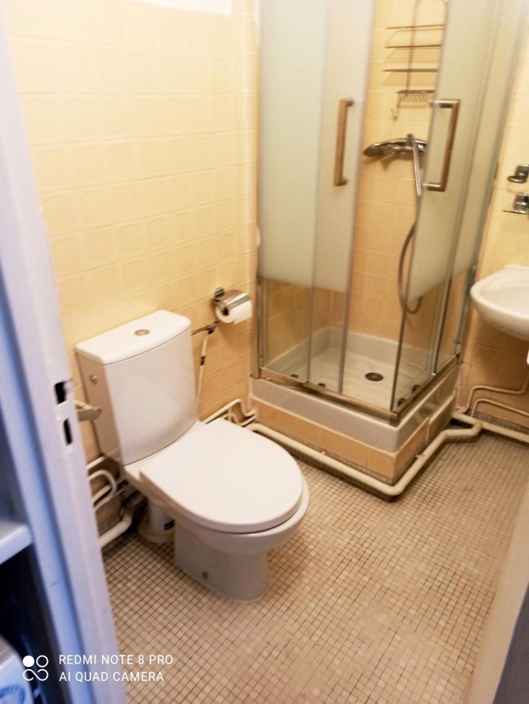 15e Apartment *