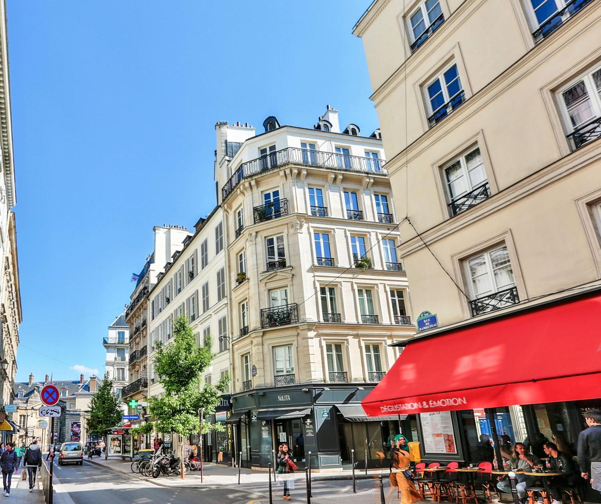 Modern & Dreamy Duplex In Le Marais * Paris