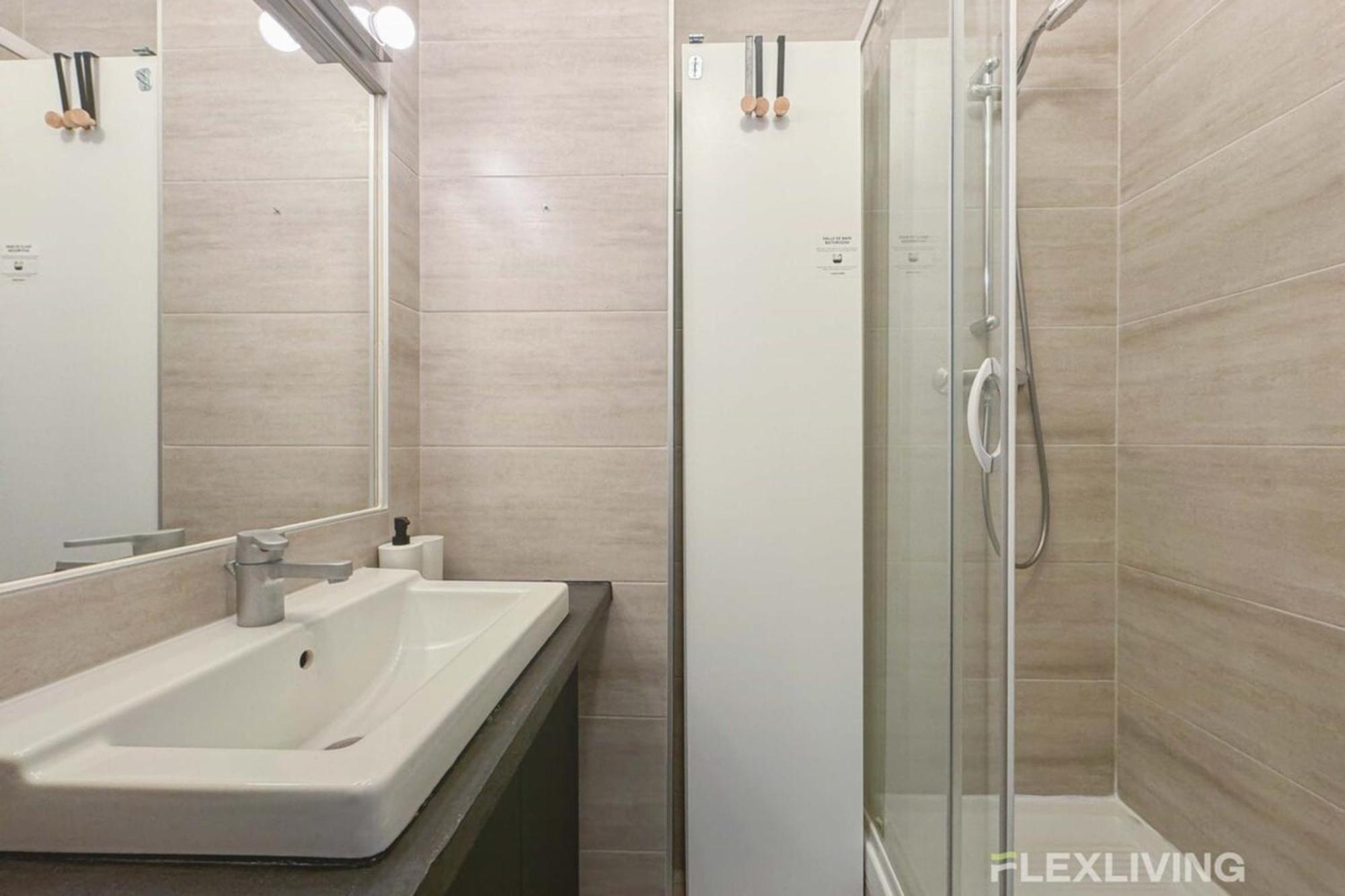 Flexliving - - Lamarck * Paris