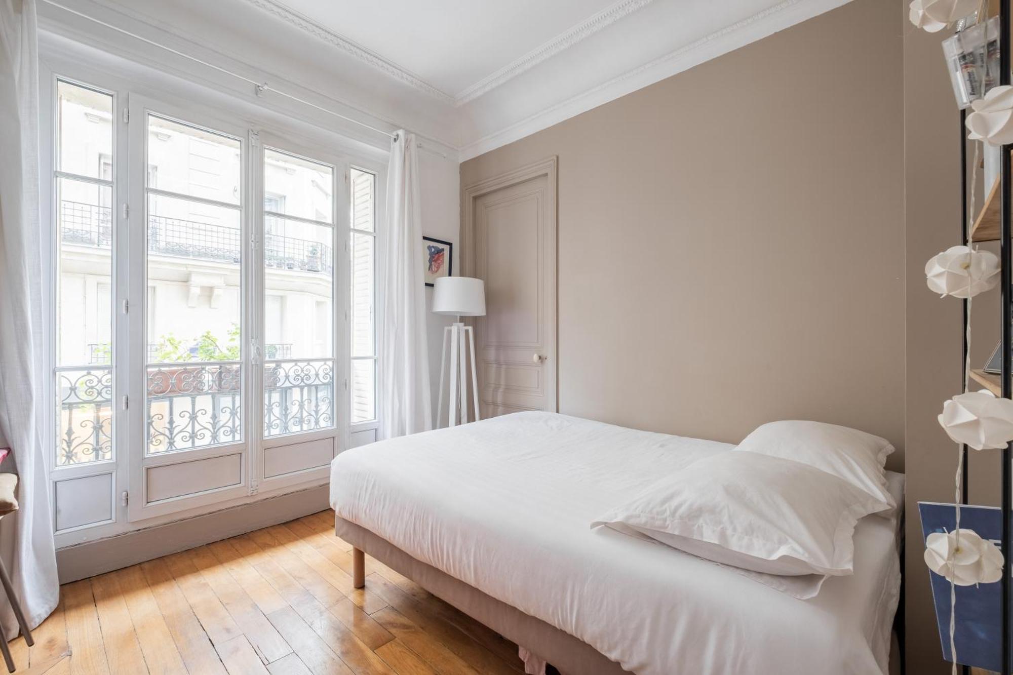 Veeve - Beauty Among The Bustle Apartment *