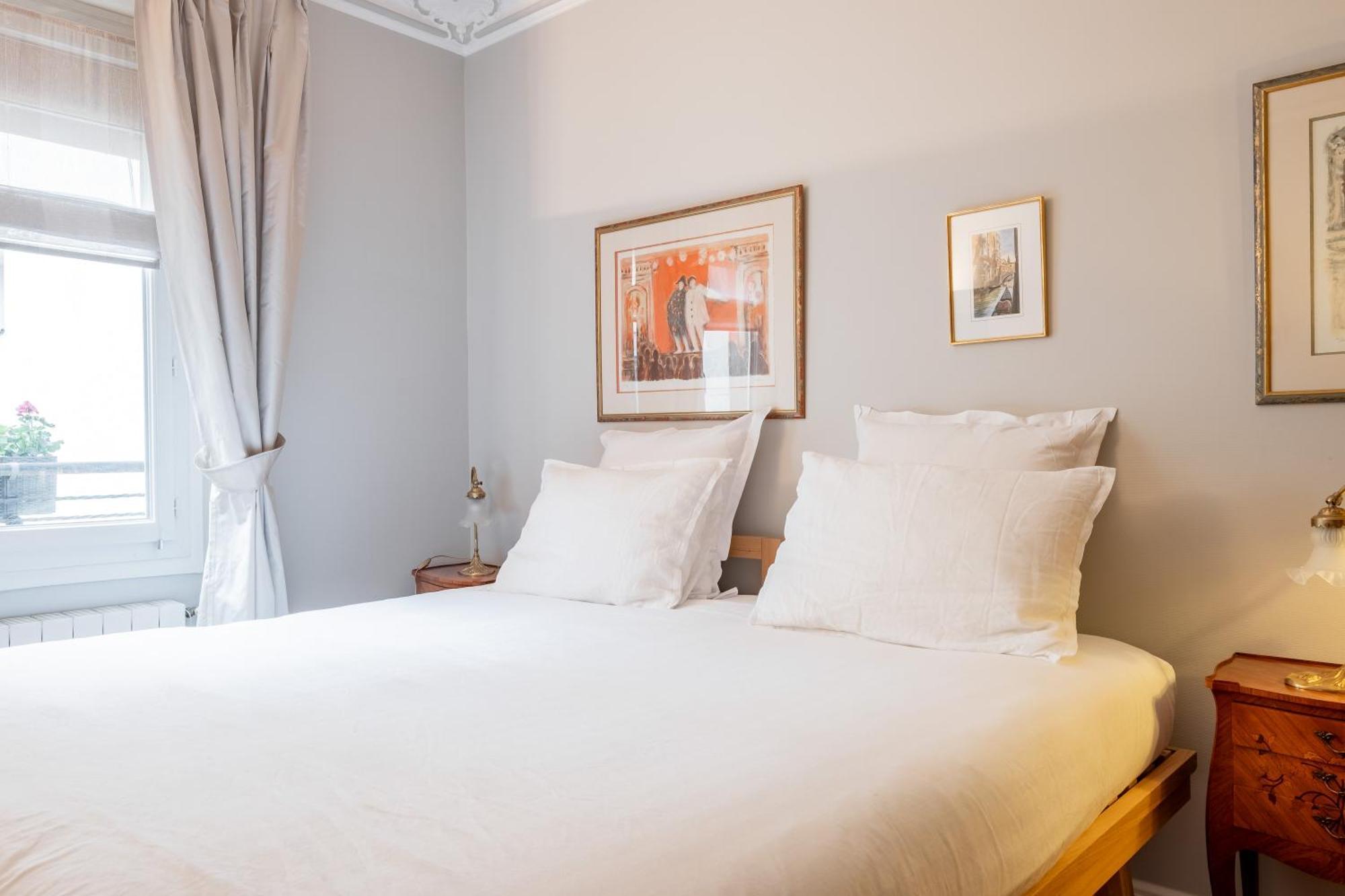 Apartment Veeve - Triumphant Design