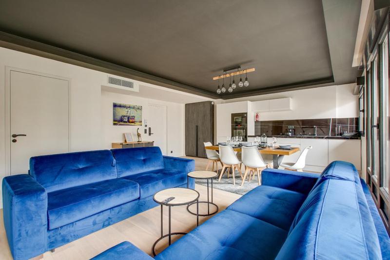184 Quatro - Superb In Paris. *