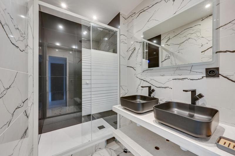 184 Quatro - Superb In Paris. Apartment
