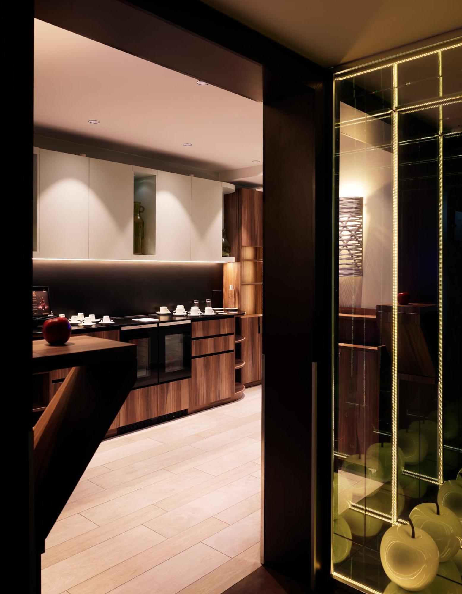 Eden 4* Paris