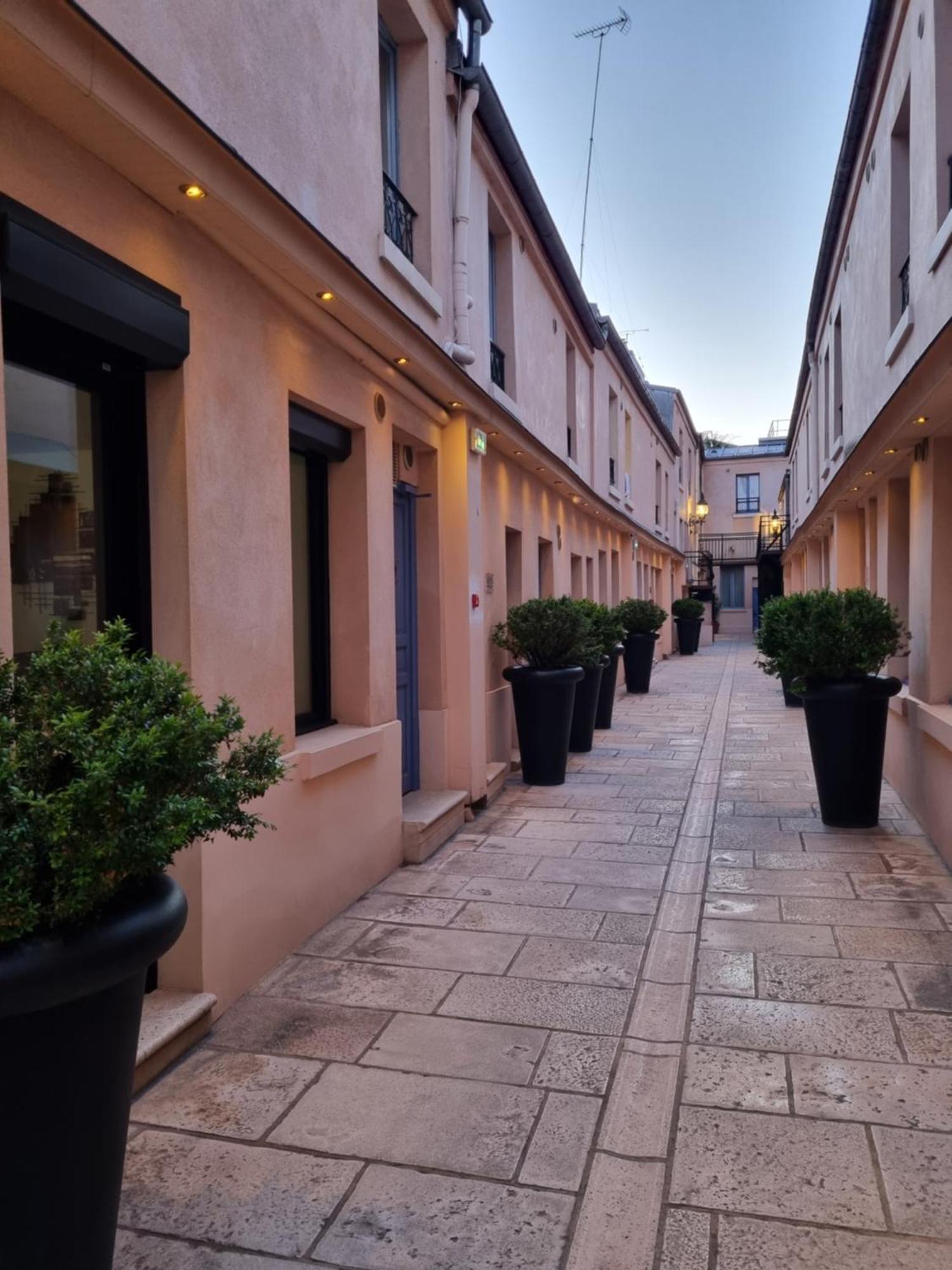 Aparthotel De L'horloge 2*