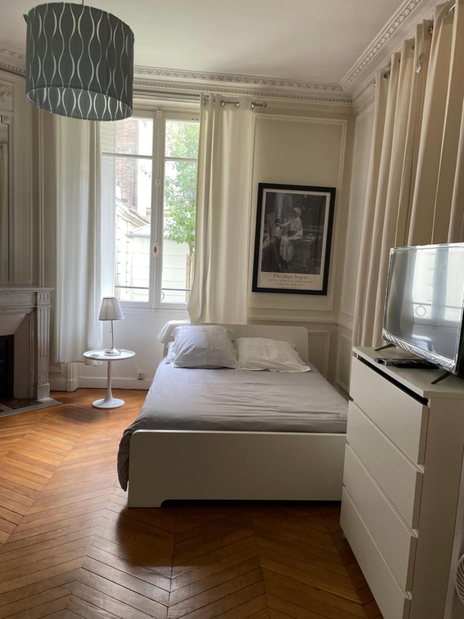 Près Du Pont Mirabeau Et Tour Eiffel Appartement *