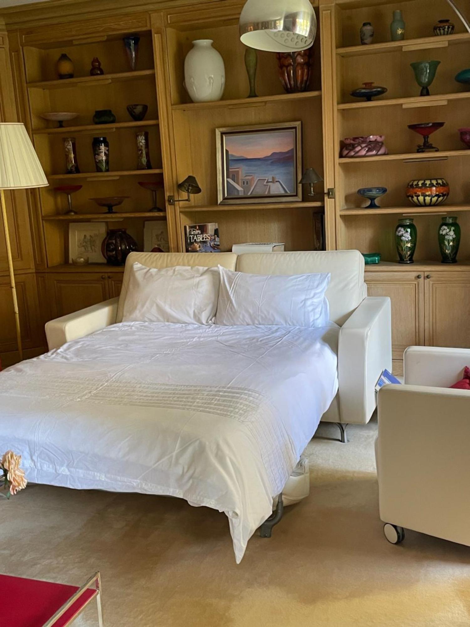 Exclusive 106 M2 With Terrace Avenue Raphael *