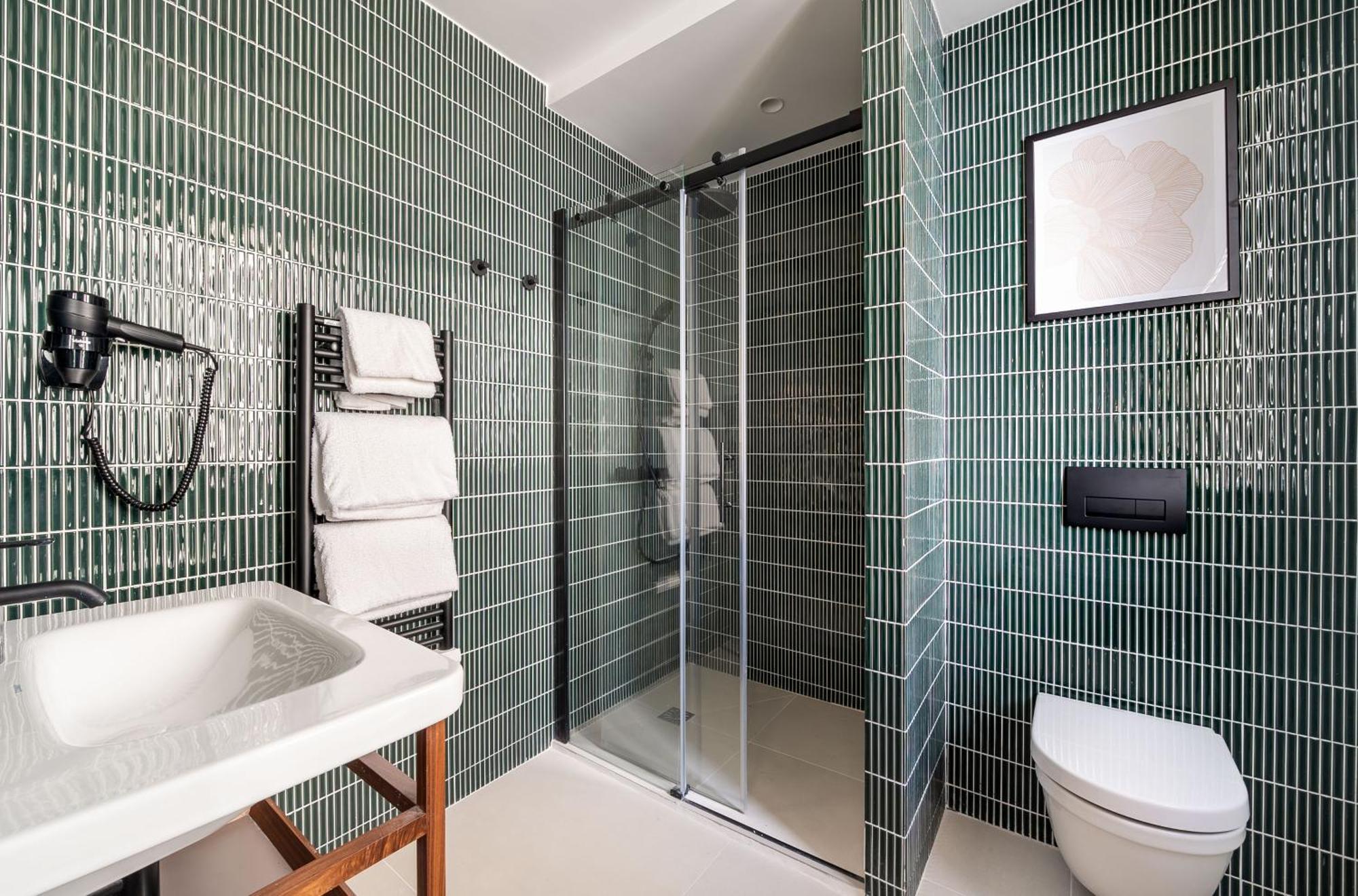 Makom Montmartre Apartment *