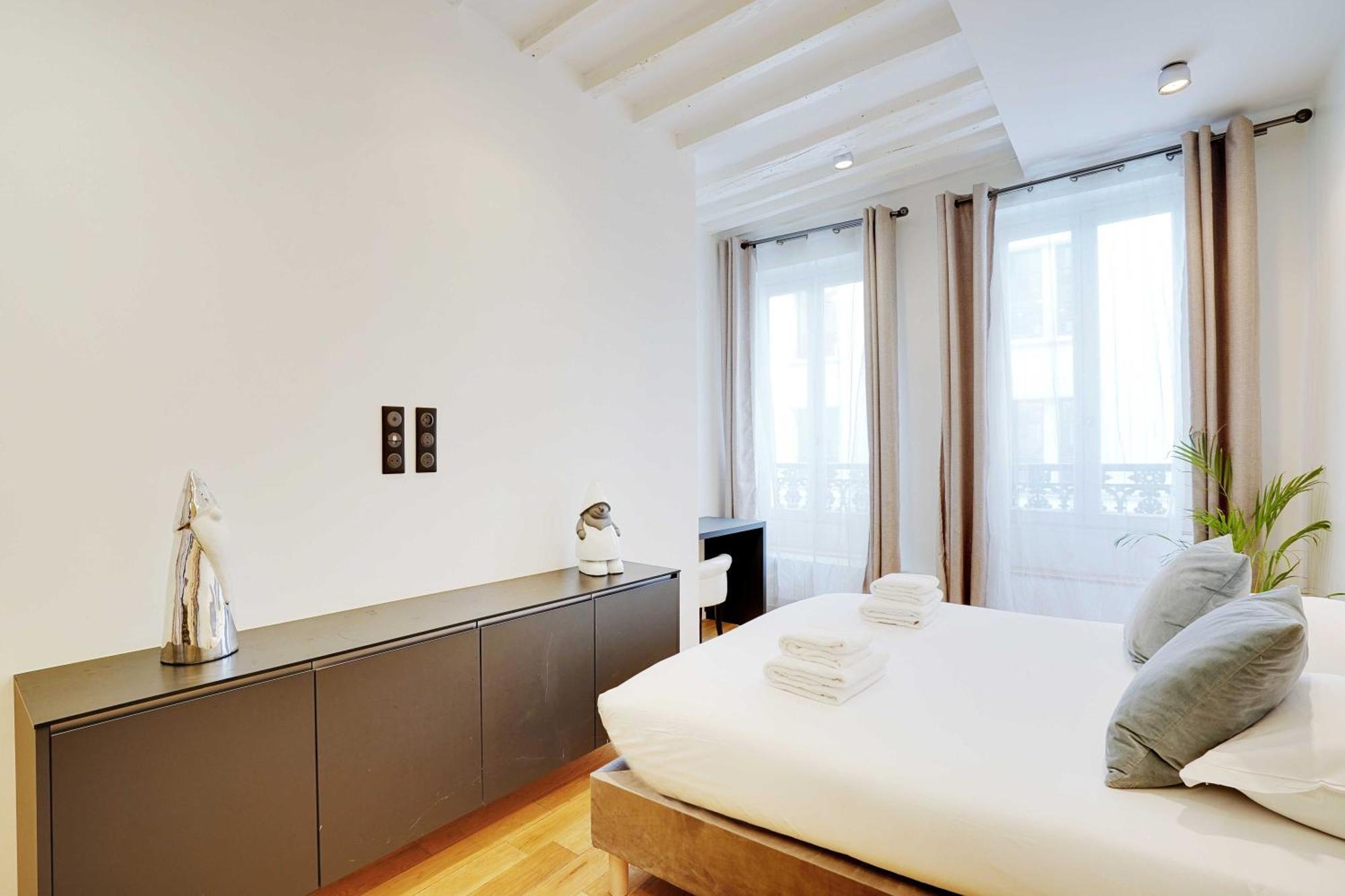 Bright & Cosy Palais Royal Apartment